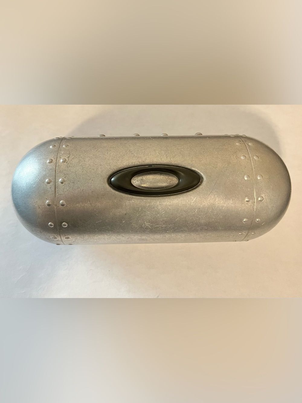 Oakley VINTAGE Metal Sunglasses Case
